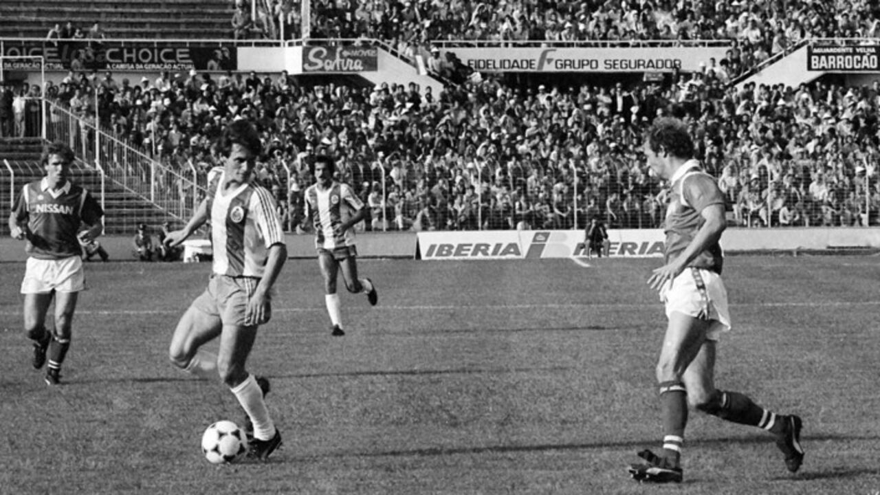 FC Porto jogou no Estádio da Luz contra o Utrecht em 1982 devido a interdição