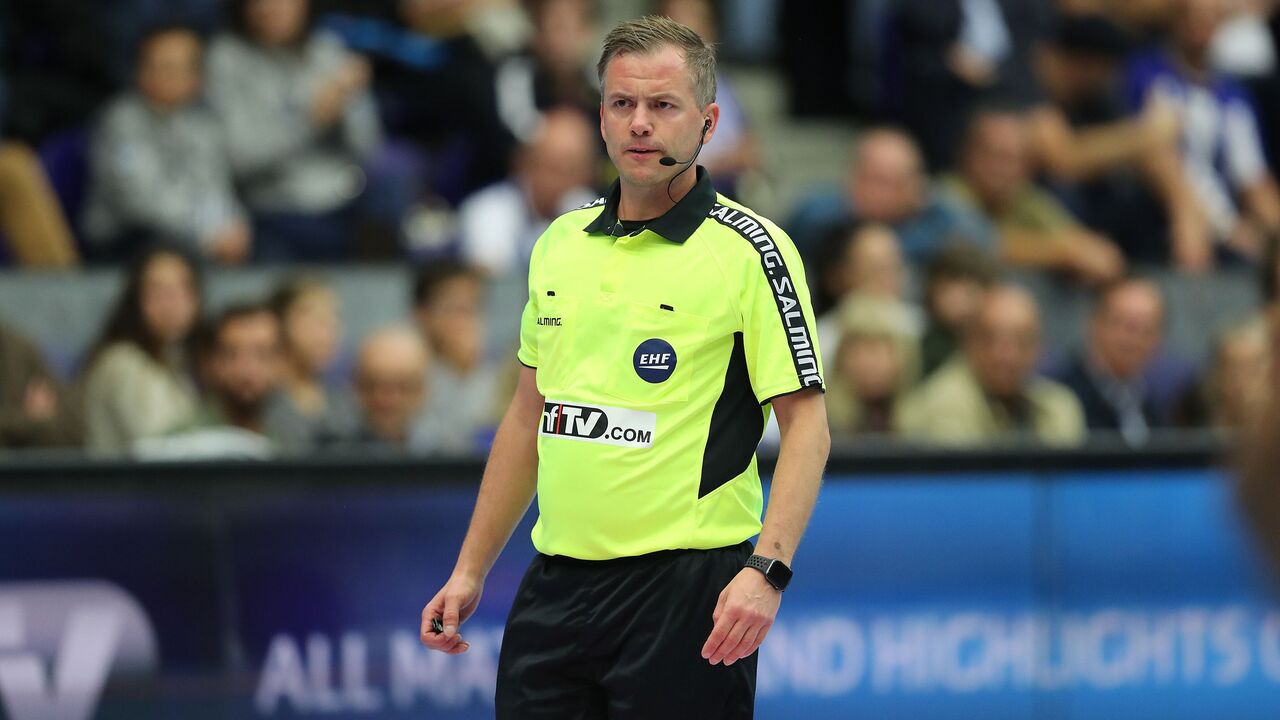 Árbitros usarão câmaras no Europeu de andebol na Dinamarca em 2026