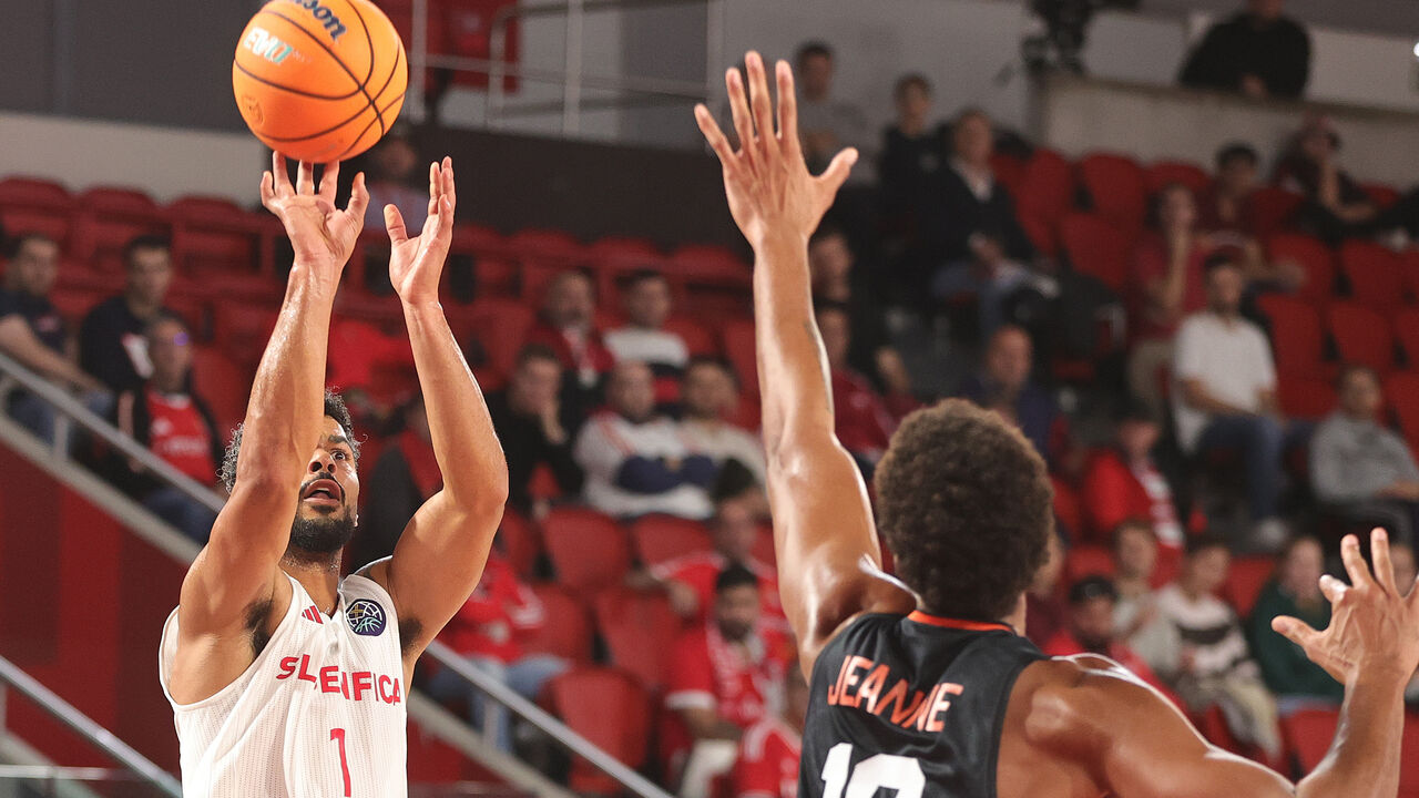 Basquetebol: Benfica vence Le Mans na Champions com destaque para Dziewa e Hudgins