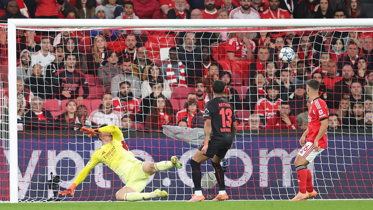 Dahl pede perdão aos adeptos após erro no golo sofrido