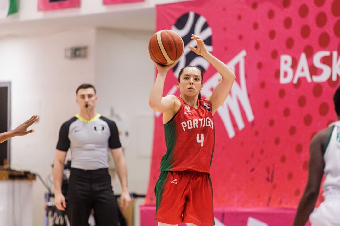 Rita Nazário ao serviço de Portugal