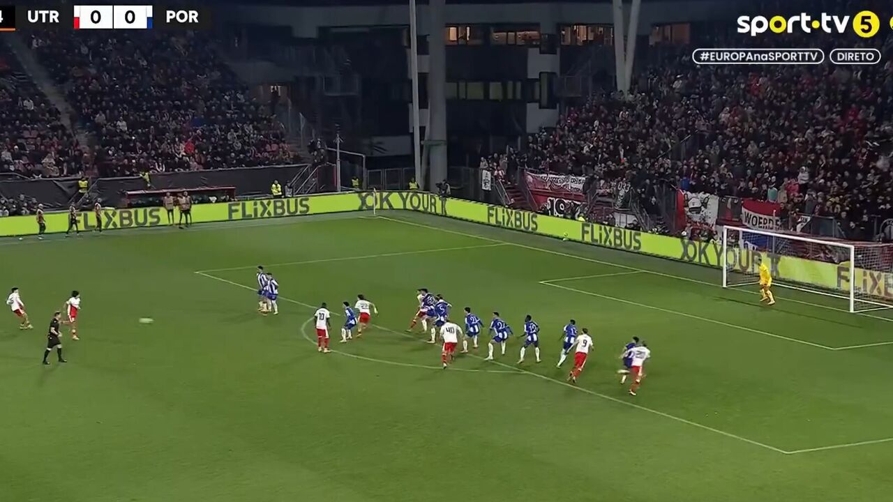 Utrecht marcou contra o FC Porto com golo de Miguel Rodríguez