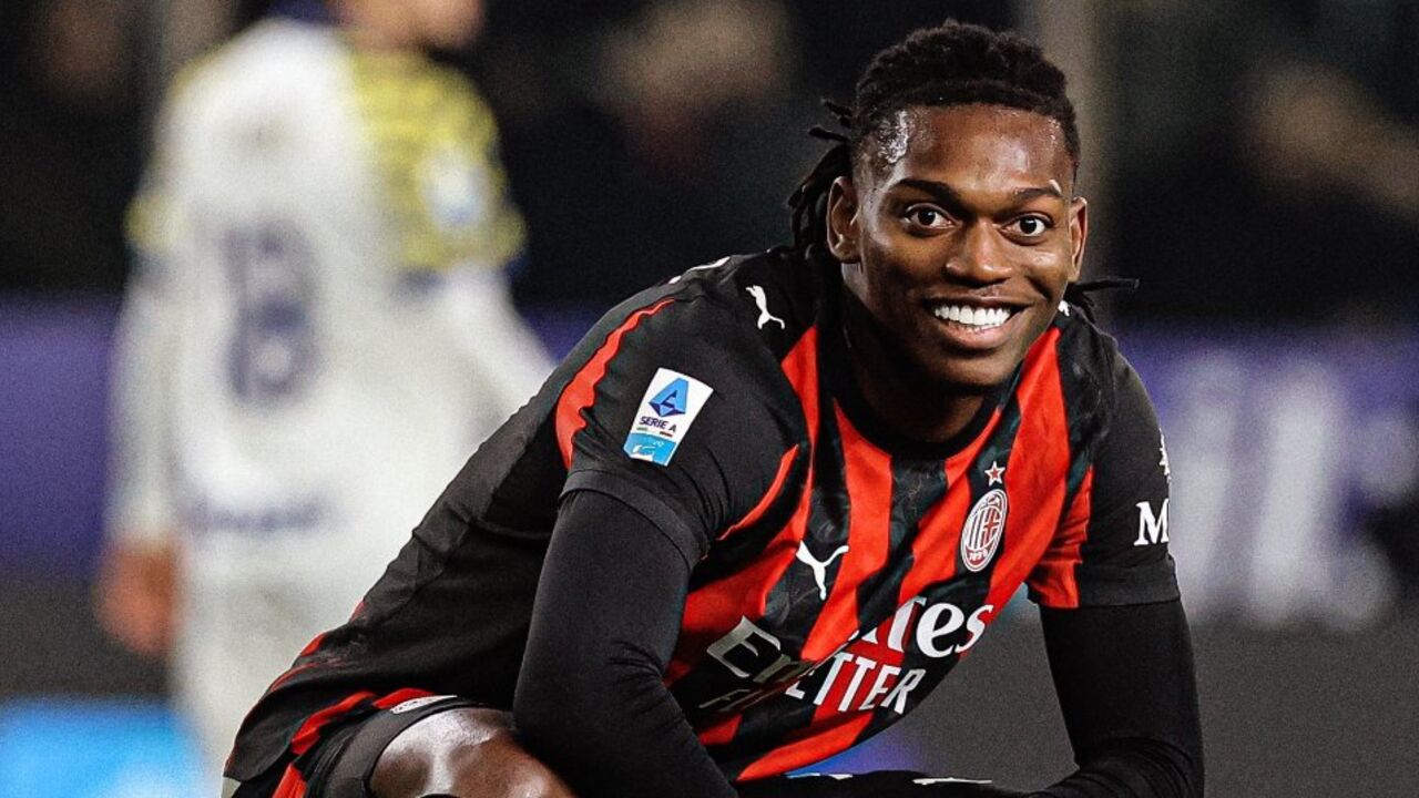 Rafael Leão celebra mais um golo pelo AC Milan