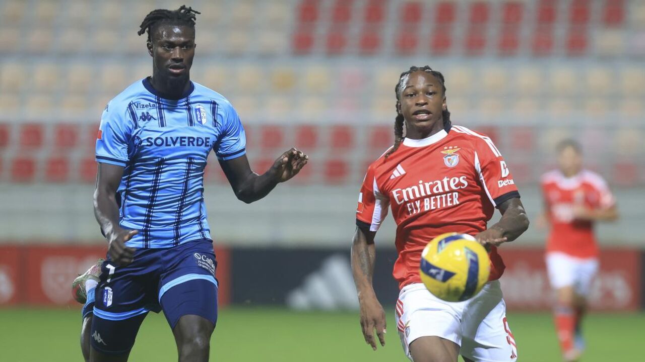 Benfica B e Vizela disputam jogo tenso, com resultado a penalizar equipa de Veríssimo