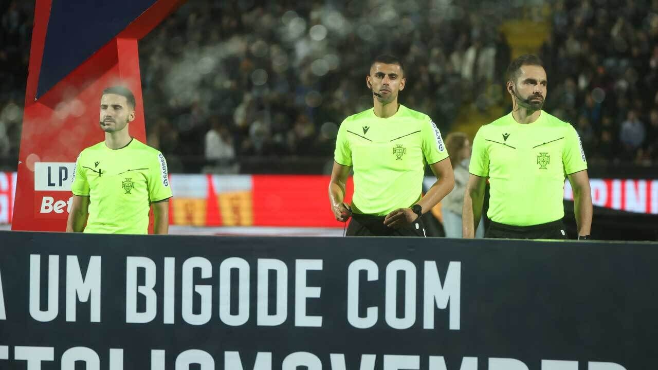 Os árbitros do Famalicão-FC Porto