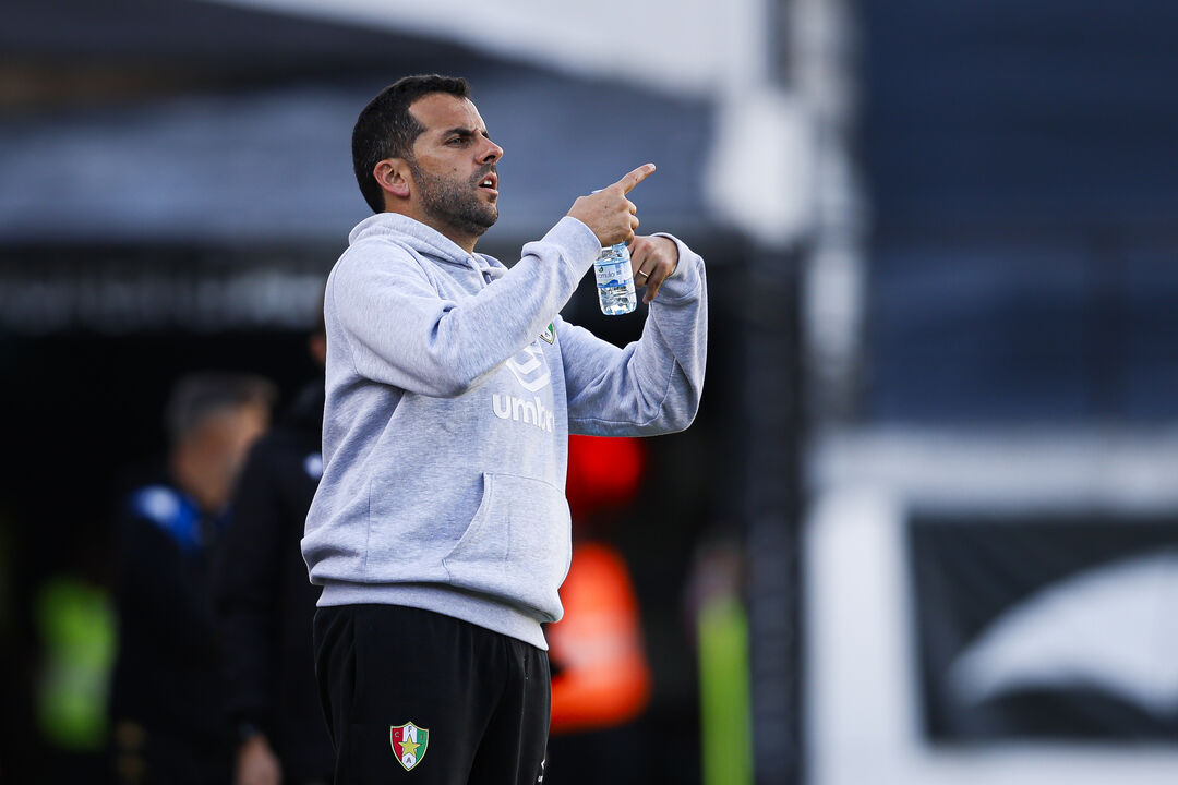 João Nuno lamenta empate do E. Amadora frente ao Nacional
