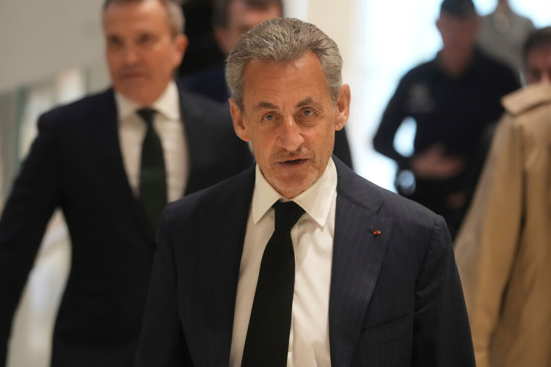 Sarkozy enfrenta acusações de financiamento ilícito de campanha pela Líbia
