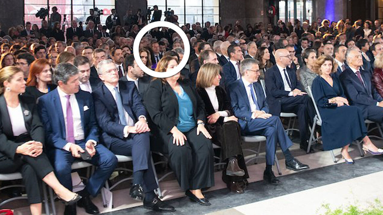 Frederico Varandas ao fundo, na imagem publicada pela CML