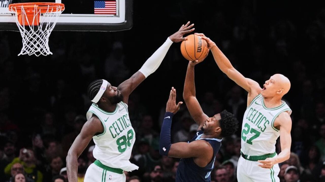 Neemias Queta frente aos Memphis Grizzlies