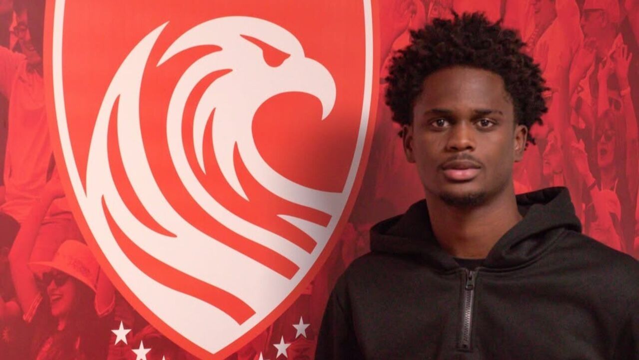 Djé renova contrato com o Santa Clara até 2030