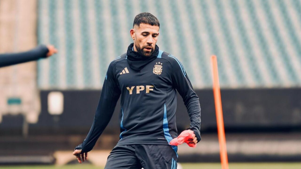 Lionel Scaloni protege Otamendi em jogo particular da Argentina contra Angola