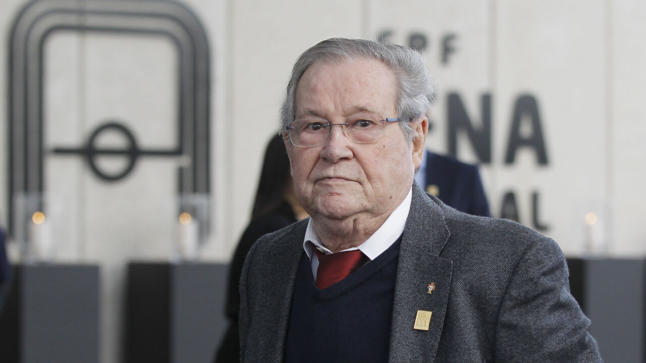 Gilberto Madaíl critica escolha de Martínez para selecionador da FPF