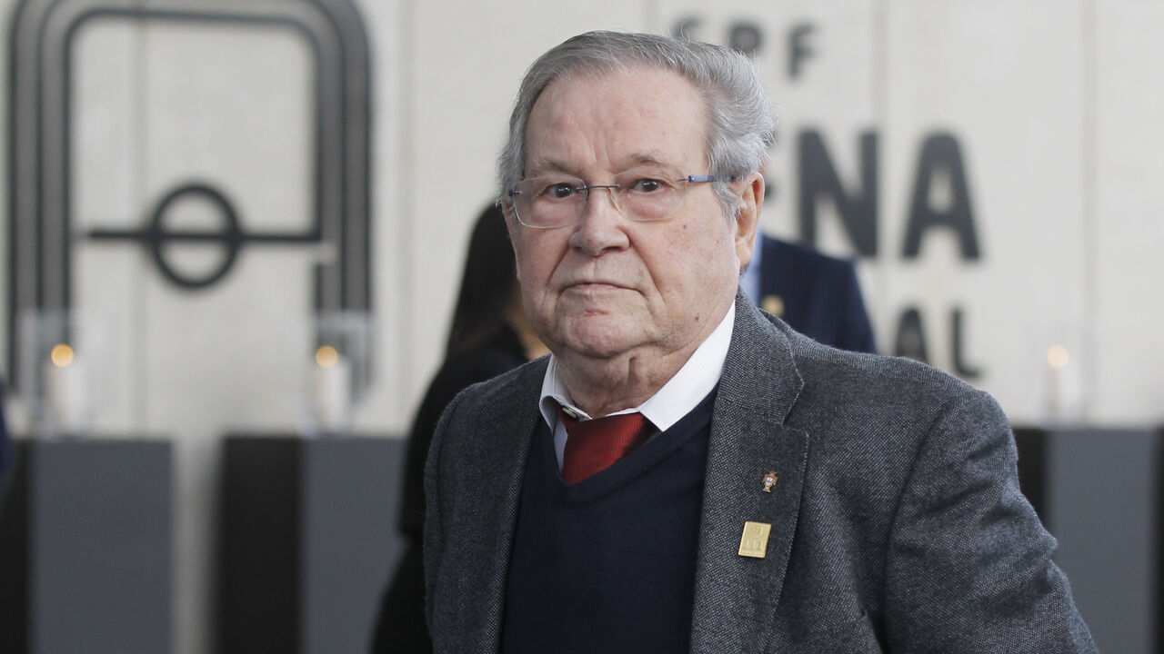 Gilberto Madaíl critica escolha de Martínez para selecionador da FPF