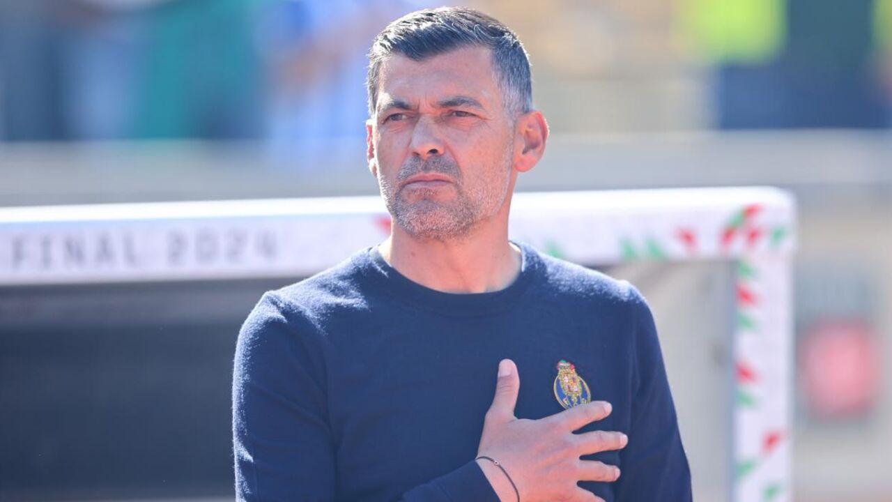 Sérgio Conceição, antigo treinador do FC Porto, faz 51 anos