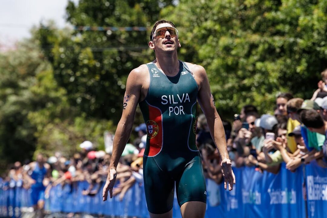 Triatleta português compete com garra e determinação