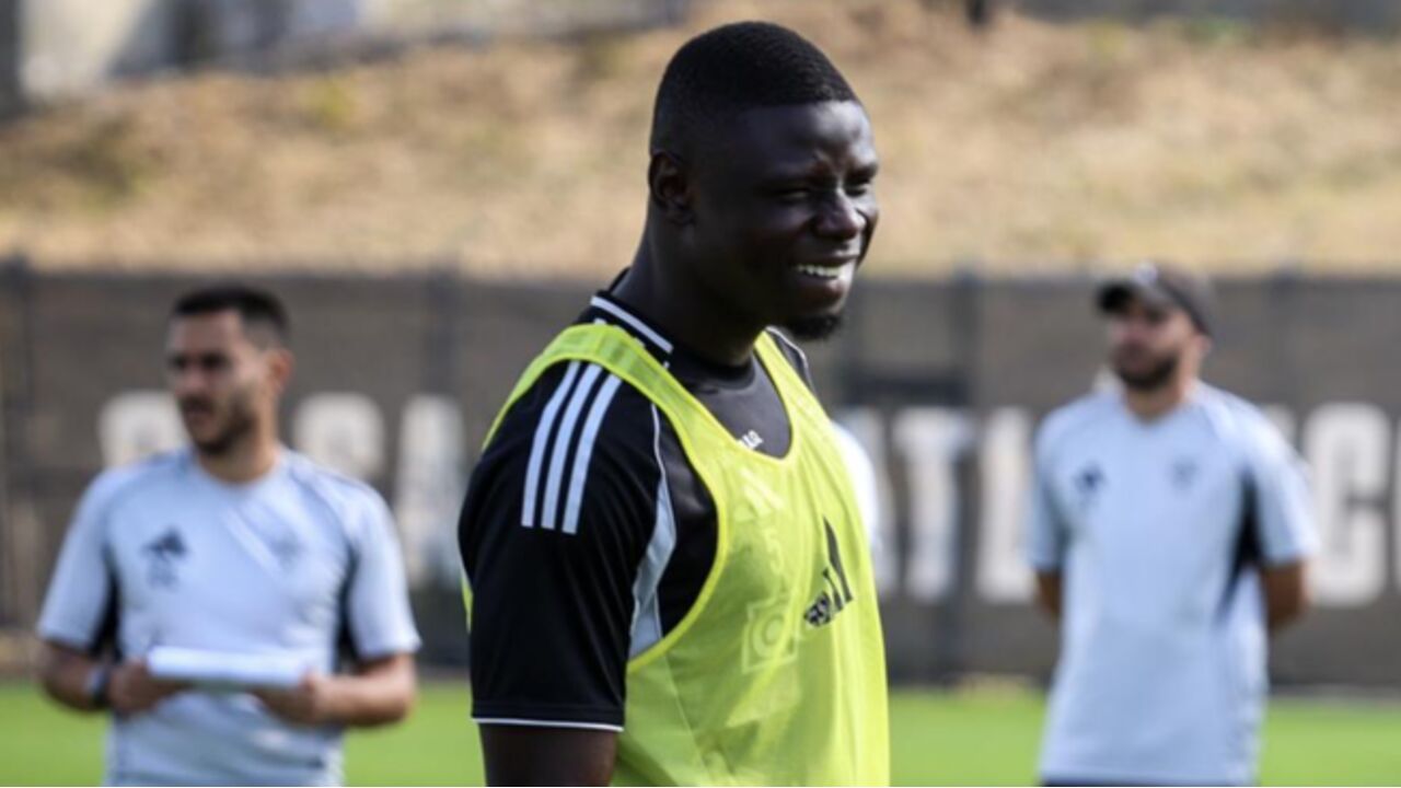 Abdu Conté num treino do Casa Pia 