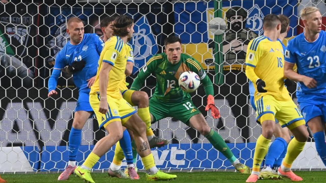 Trubin destaca a vitória da Ucrânia contra a Islândia no acesso ao Mundial'2026