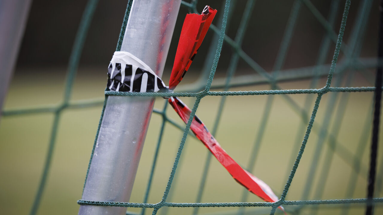 Tragédia na Bósnia: árbitro mata ex-namorada na casa de banho de um café