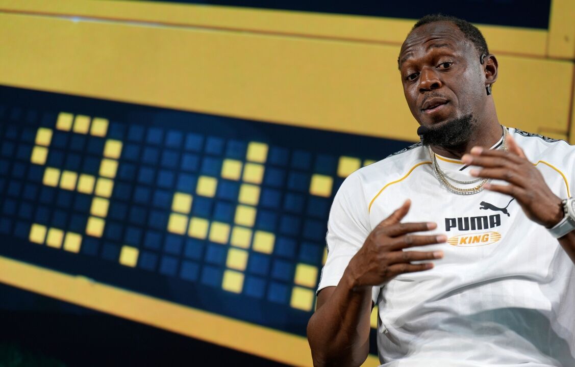 Usain Bolt apoia vítimas de furacão em Sherwood Content, Jamaica