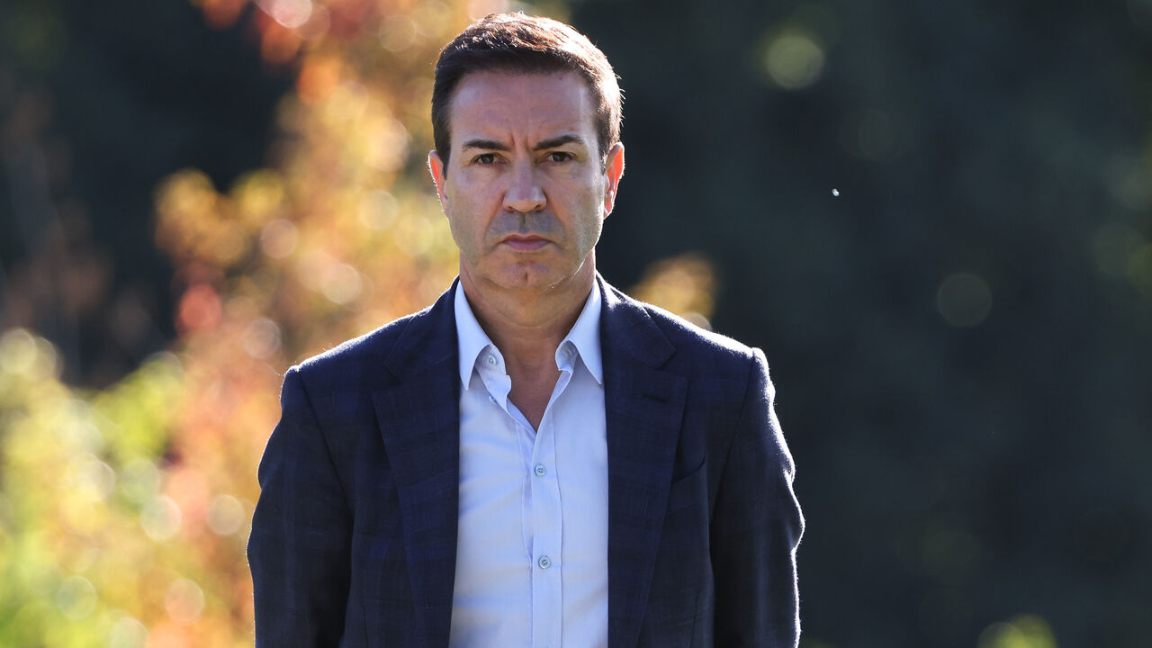 António Salvador analisa possível transferência de Verissimo para o FC Porto