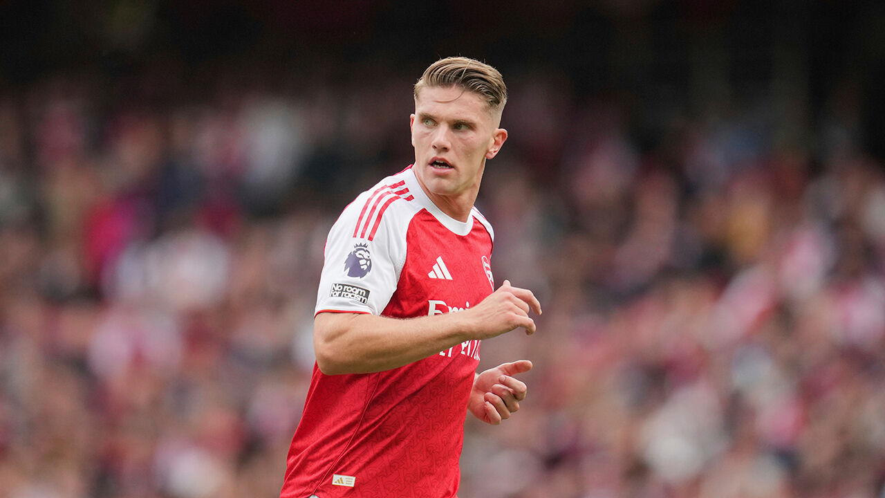 Stefan Schwarz aconselha Gyökeres a perder peso para singrar no Arsenal