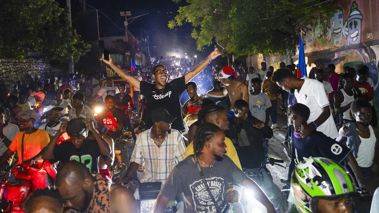Grande festa com a qualificação do Haiti para o Mundial'2016