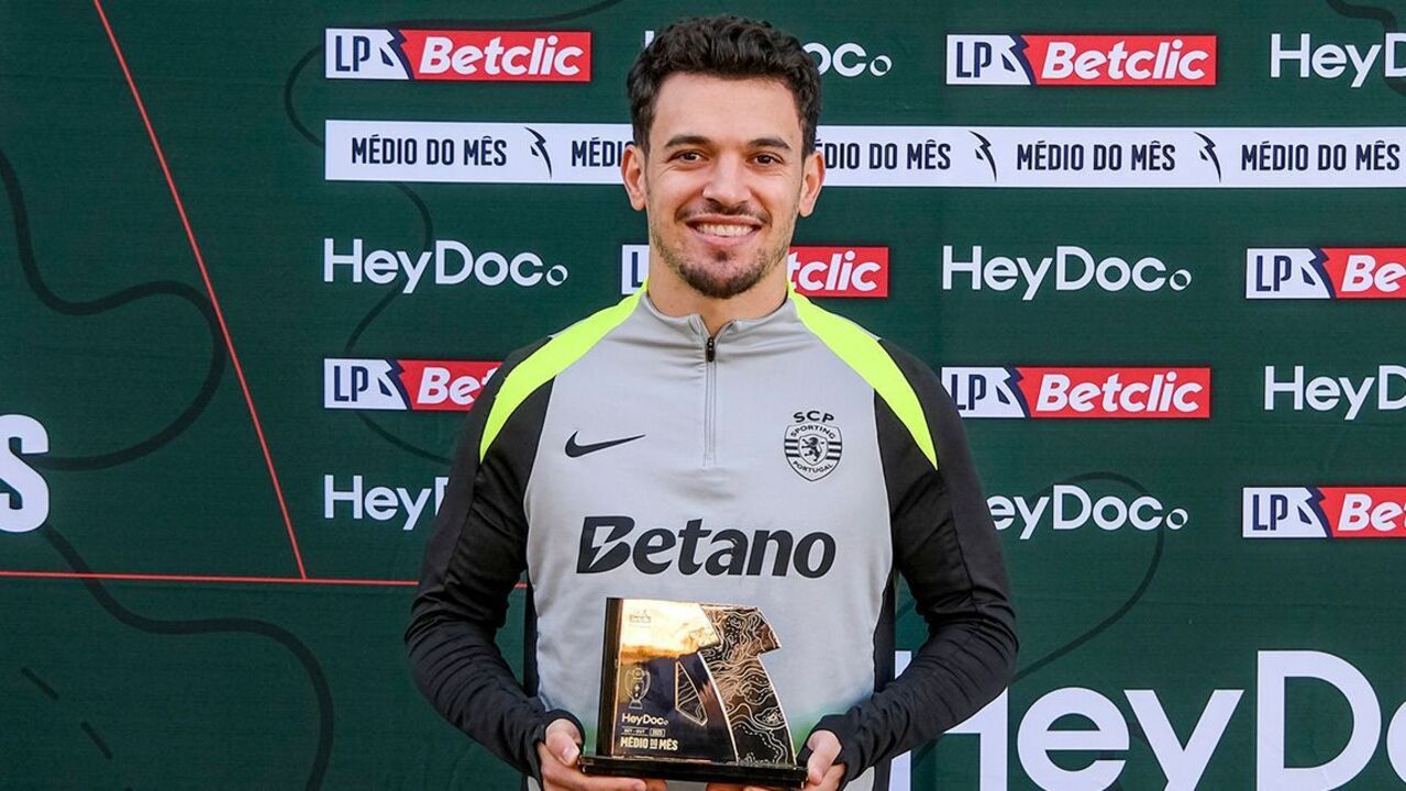 Pote com a distinção... e de sorriso rasgado