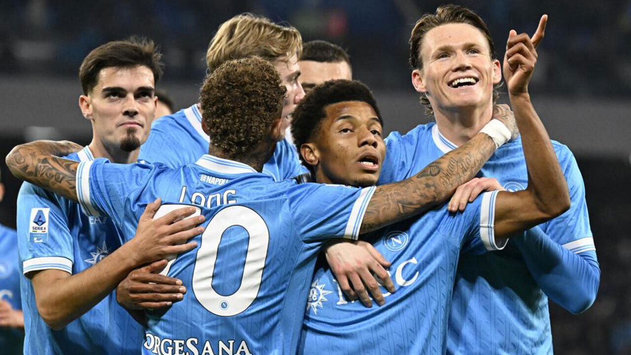 Neres bisa na vitória do Nápoles 