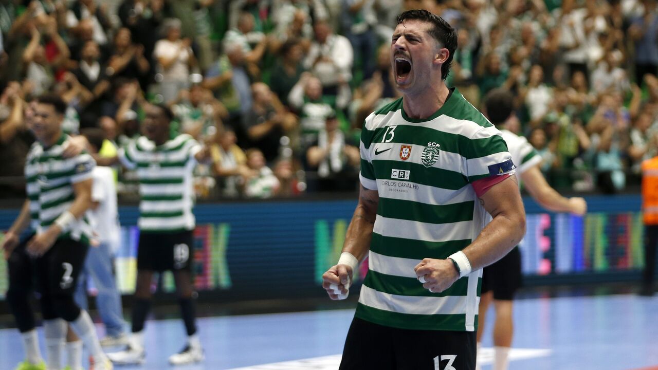 Sporting vence Marítimo com Salvador em destaque e lidera campeonato