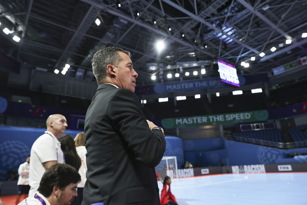 Luís Conceição, selecionador de futsal feminino