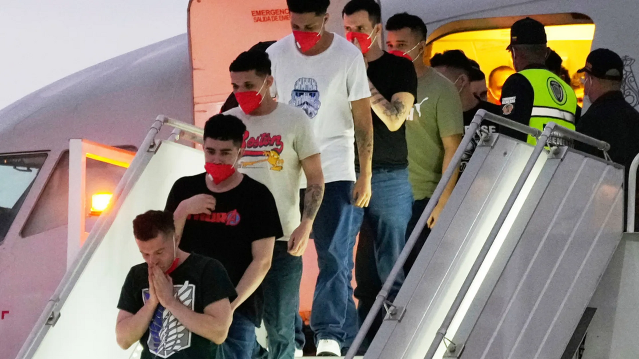 Donald Trump tem ameaçado utilizar força militar para avançar com deportações