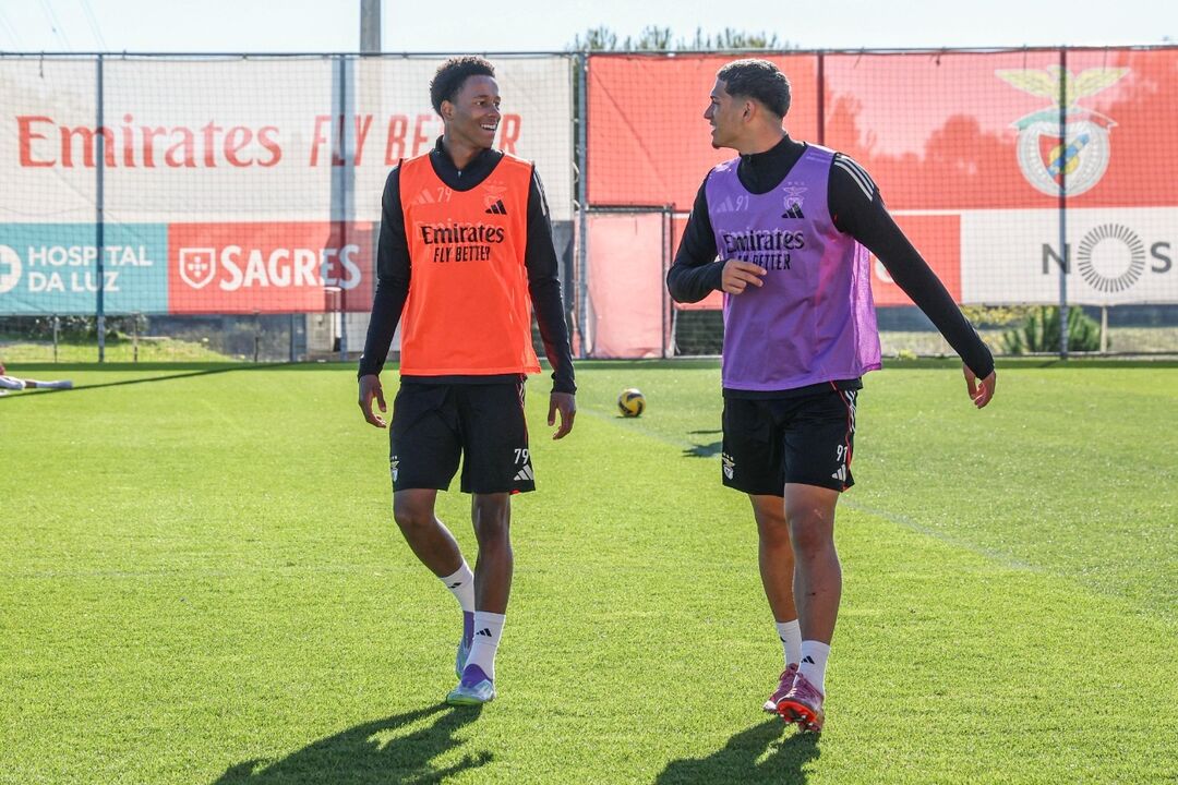 Benfica prepara Mundial com jovens da equipa B no Benfica Campus
