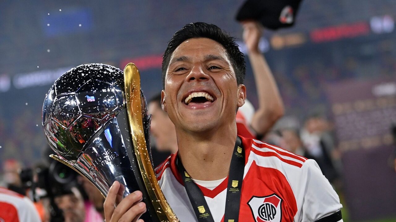 Enzo Pérez deixa River Plate e pondera futuro no Estudiantes