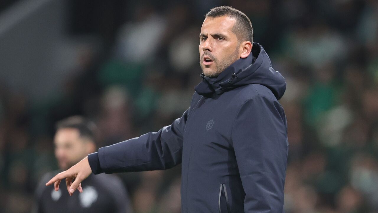 João Nuno, treinador do E. Amadora