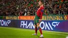 Cristiano Ronaldo celebra golo por Portugal num jogo com adeptos