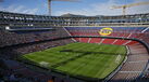 Estádio do FC Barcelona em dia de jogo, com adeptos nas bancadas e obras em curso