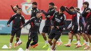 Benfica treinou no Seixal na véspera do jogo com o Ajax