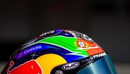Miguel Oliveira compete em Portimão com um capacete especial Red Bull e cores de Portugal.
