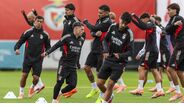Benfica treinou no Seixal na véspera do jogo com o Ajax