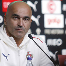 <![CDATA[ Em direto: siga a conferência de Roberto Martínez de antevisão ao jogo com a Irlanda ]]>