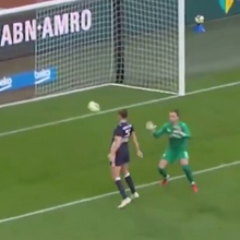 <![CDATA[ Futebol feminino: o insólito autogolo aos 90'+6 que decidiu o Ajax-PSV ]]>