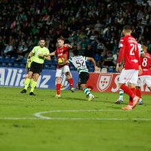 <![CDATA[ Presidente do Santa Clara junta-se ao coro de críticas ao árbitro frente ao Sporting: «Foi canto e foi golo…» ]]>