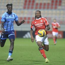 <![CDATA[ Benfica B-Vizela, 1-2: o alívio de uns é a aflição de outros ]]>