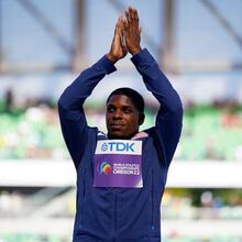 <![CDATA[ Vice-campeão mundial dos 100 metros em Oregon'2022 suspenso por 45 meses ]]>