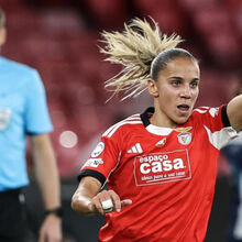 <![CDATA[ Lúcia Alves promete Benfica com "energia incrível": «A equipa está bem e confiante» ]]>