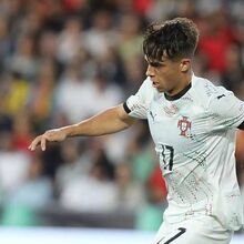 <![CDATA[ Afonso Moreira: «Sempre vivi o dia a dia e trabalho à espera das oportunidades» ]]>