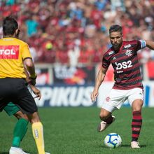 <![CDATA[ Diego foi desafiado a escolher entre Simeone e Jorge Jesus: «Esteve comigo no momento mais crítico...» ]]>