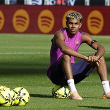 <![CDATA[ Laporta 'responde' à federação espanhola e garante que objetivo é ter Lamine Yamal "à disposição" do clube ]]>