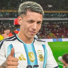 Prestianni lascia un messaggio di ringraziamento a Messi: «Grazie per tutto, idolo»