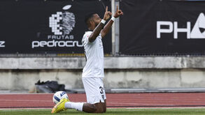 Clóvis fez um póquer na quinta-feira